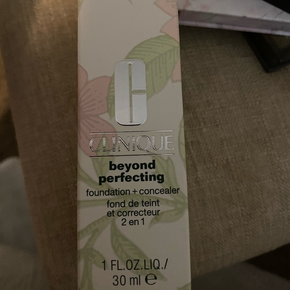 Clinique Foundation + Concealer